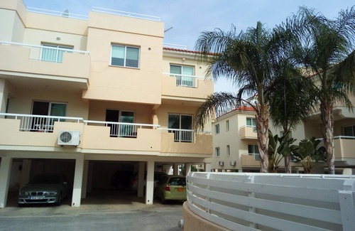 Kapparis Apartment | TWO BEDROOM 2ND FLOOR APT SLEEPS 4/5 SEA VIEWS WIFI FULL SKY PACKAGE AIR-COND8