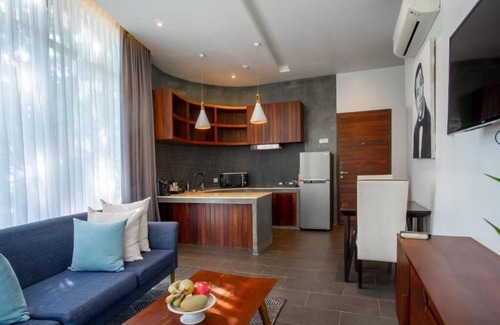 Bouvet Island Apartment | Two-Bedroom Apartment 1 - Maison Leabnn