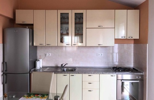 Sestanovac Apartment | Two bedroom apartment with balcony Katuni, Zagora (A-18344-a)