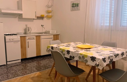 Drasnice Apartment | Two bedroom apartment with terrace and sea view Drašnice, Makarska (A-22573-b)