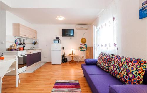 Vinjerac Apartment | Two-Bedroom Apartment In Vinjerac