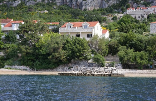 Viganj Apartment | Two bedroom apartment near beach Viganj, Pelješac (A-10116-b)