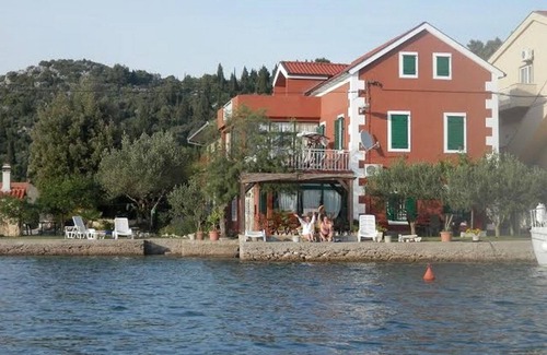 Blace Apartment | Two bedroom apartment near beach Blace, Neretva Delta - Ušće Neretve (A-16068-c)