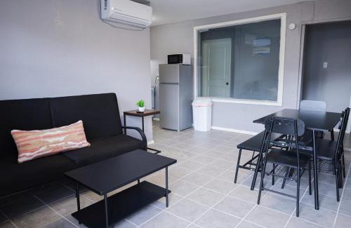 Western Division Apartment | Two bedroom apartment