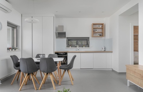 Brela Apartment | Two bedroom apartment with terrace and sea view Brela, Makarska (A-19345-b)