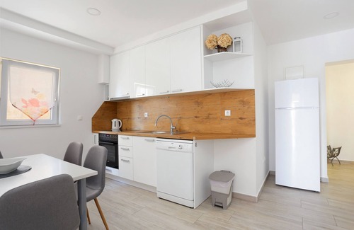 Brela Apartment | Two bedroom apartment with terrace and sea view Brela, Makarska (A-6688-d)