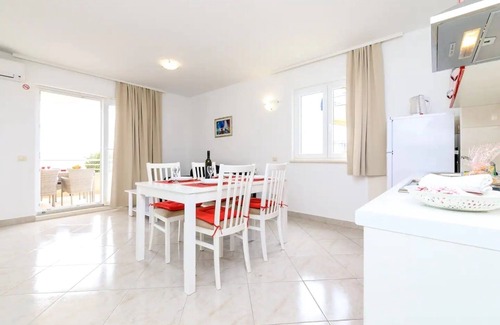 Brela Apartment | Two bedroom apartment with terrace and sea view Brela, Makarska (A-19998-b)