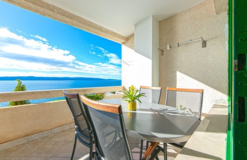 Brela Apartment | Two bedroom apartment with terrace and sea view Brela, Makarska (A-20223-a)