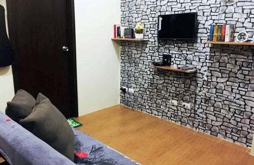 Barangka Ilaya Condo | Two-bedroom suite connected to MRT Boni Station