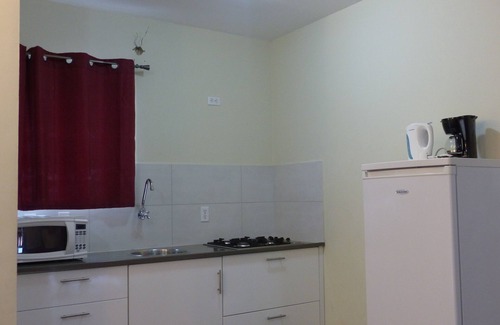 Jongbloed Apartment | Two Bedroom two bathroom apartment groundfloor fully furnished self catering