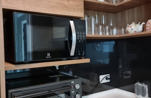 Mueang Samut Prakan District Apartment | Two BRs with few steps to BTS Green & Yellow Line