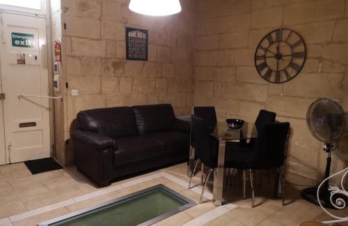 Senglea House | Two gate town house