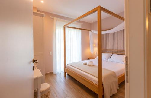 Psathopirgos Apartment | Two Olive Trees - Deluxe Apartments