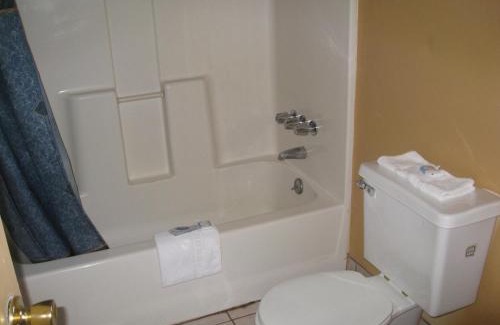 Glendale Hotel | Two Palms Motel