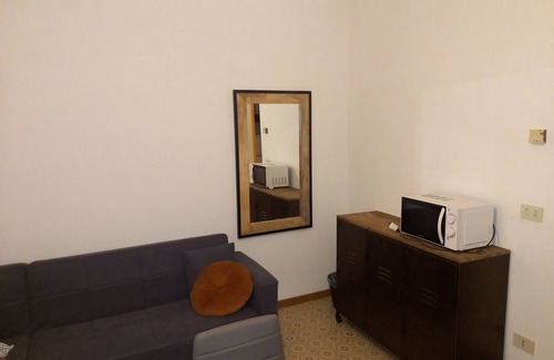 Faenza Apartment | Two-room ground floor apartment with double bedroom