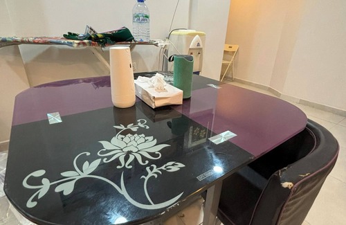 Jannusan Apartment | Two rooms flat in Seef and the guest will shared the bathroom, kitchen and hall