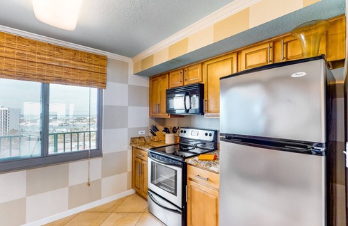 Ono Island Condo | Two-story condo withvspectacular view, pool, beach access & private balcony
