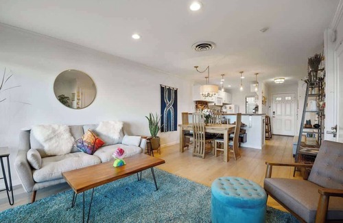 Marin City Condo | Two Story Treehouse with Amazing Bay Views
