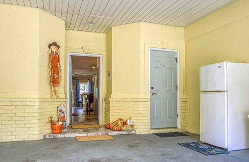 Lake Hamilton House | Two-Story Waterfront Gem on Lake Hamilton/2BR, 3BA, Private Patios
