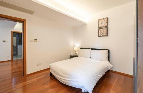 Gubei Apartment | Tyms Stylish 2BR APT Hongqiao