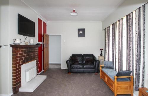 Oamaru House | Tyne and Tides
