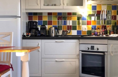 Los Cocoteros House | Typical Canarian House with heated pool next to the ocean!