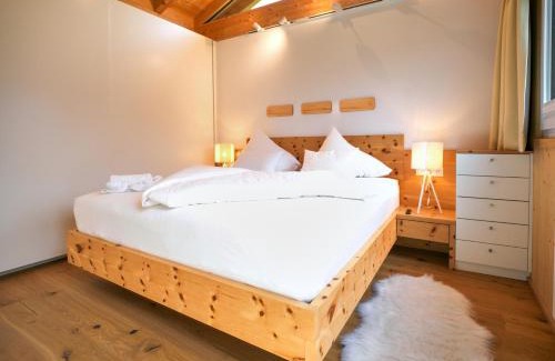 Wiesing Ski Chalet | Tyrolchalet LITTLE LUCK - Chalet with Private Pool by AlpenLuxus