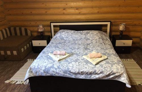 Polyana House | U Druziv