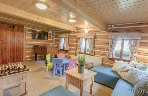 Pec pod Snezkou House | U Dvou vleků by Interhome