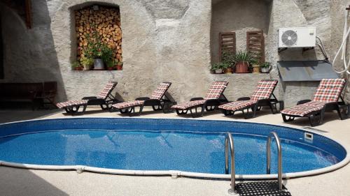 Straz nad Nezarkou Apartment | U Zámku