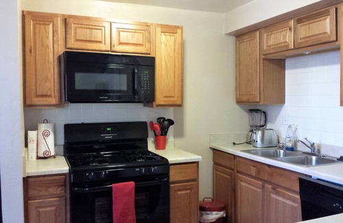 Garfield Apartment | U3 - Comfortable 1 BR/1 BA APT in DT PHX w/pkg
