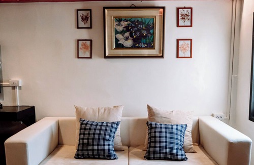 Nai Mueang Hotel | Ubon Huan Kaew