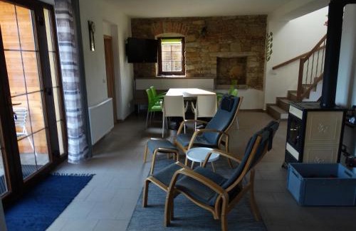 Cimer House | Ubytování u kostela, SEDLO 12os