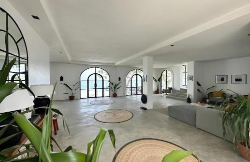 Dasol Villa | Uli Cliffhouse