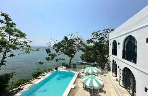 Dasol Villa | Uli Cliffhouse
