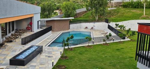 Udaipur District Hotel | ULLASA By Momentum