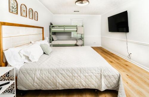 Columbus House | Ultimate Getaway with Pool and Games