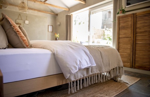 Sassenheim Bed & Breakfast | Ultimate happiness in the heart of Randstad in nature by the water