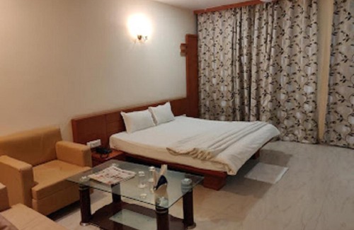 Satna Hotel | Uma Club & Resort, Khajuraho