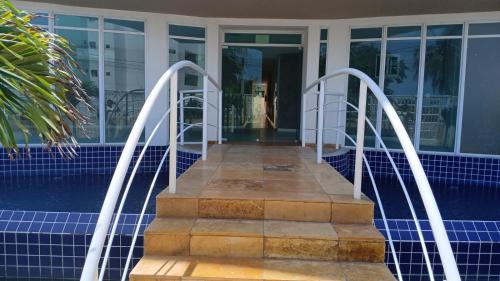 Colonia de Pescadores Apartment | Uma quadra do mar de Cumbuco - Ceara