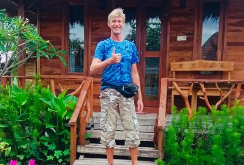 Pejarakan House | Umah Kayu 2-Menjangan Homestay