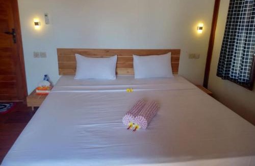 Pejarakan House | Umah Kayu 2-Menjangan Homestay