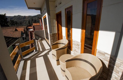 Ngadisari House | Umah Sare