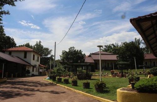 Alor Gajah Hotel | Umang-umang Chalet