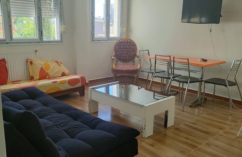 Annaba Apartment | Un f 2 Bien Aménagé Pour vos Vacances et Passage à Annaba