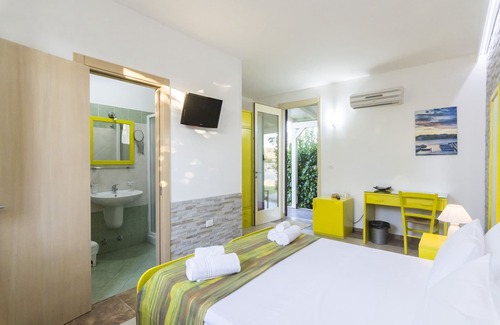 Otranto Other | Un Posto Al Sole