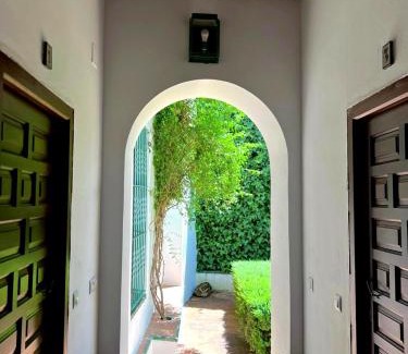 La Catedral Apartment | Un Tesoro en el Corazón de Cordoba & Free Parking