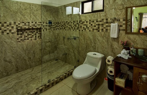 Monteverde Cabin | UNA CABAÑA ESPACIOSA PERFECTA PARA ESTAR EN PAREJA