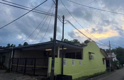 Marang House | Uncle J homestay