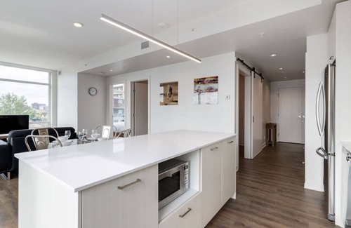 Victoria Park Apartment | Underwood 1B with Den